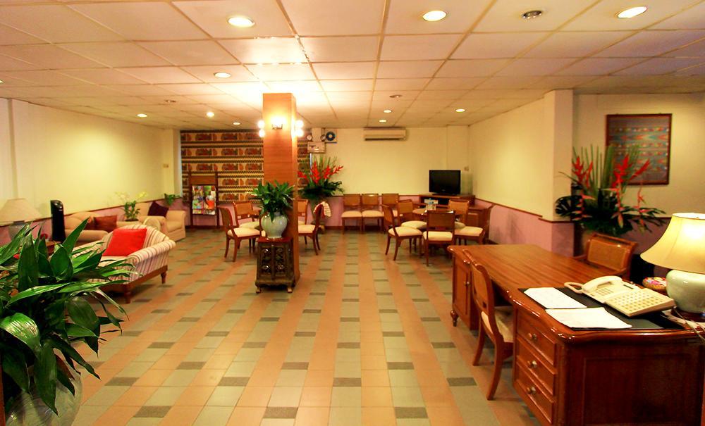 Travel Lodge Surawong (Adults Only) Bangkok Zewnętrze zdjęcie