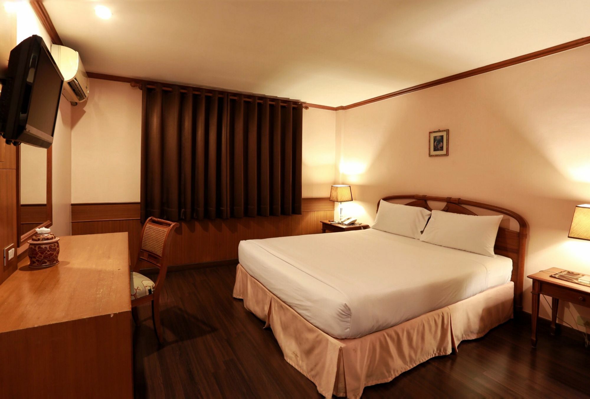 Travel Lodge Surawong (Adults Only) Bangkok Zewnętrze zdjęcie