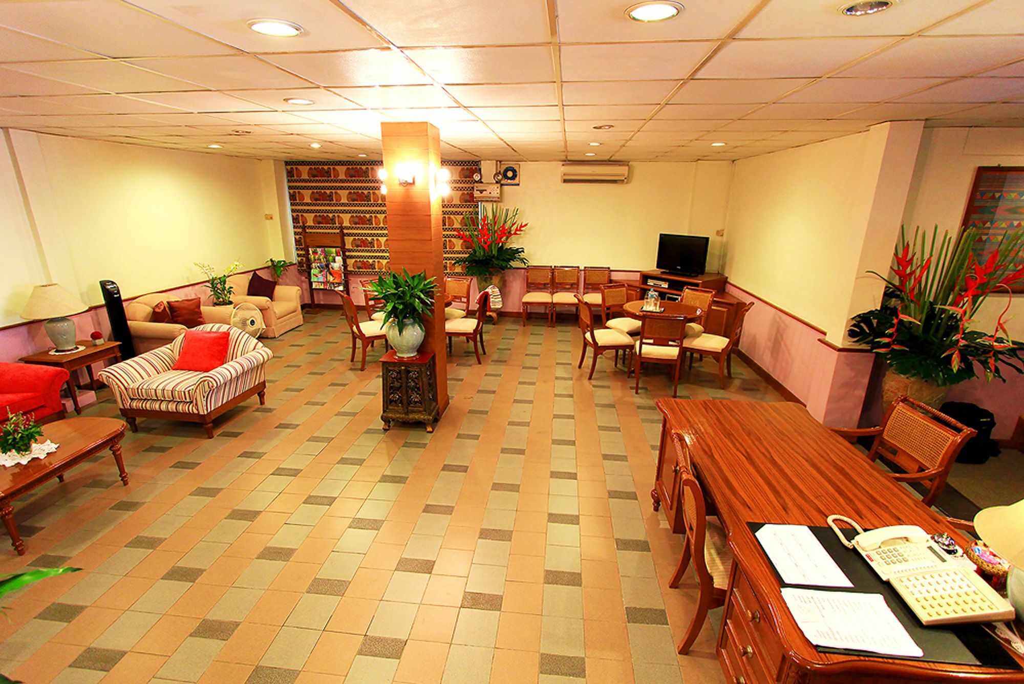 Travel Lodge Surawong (Adults Only) Bangkok Zewnętrze zdjęcie